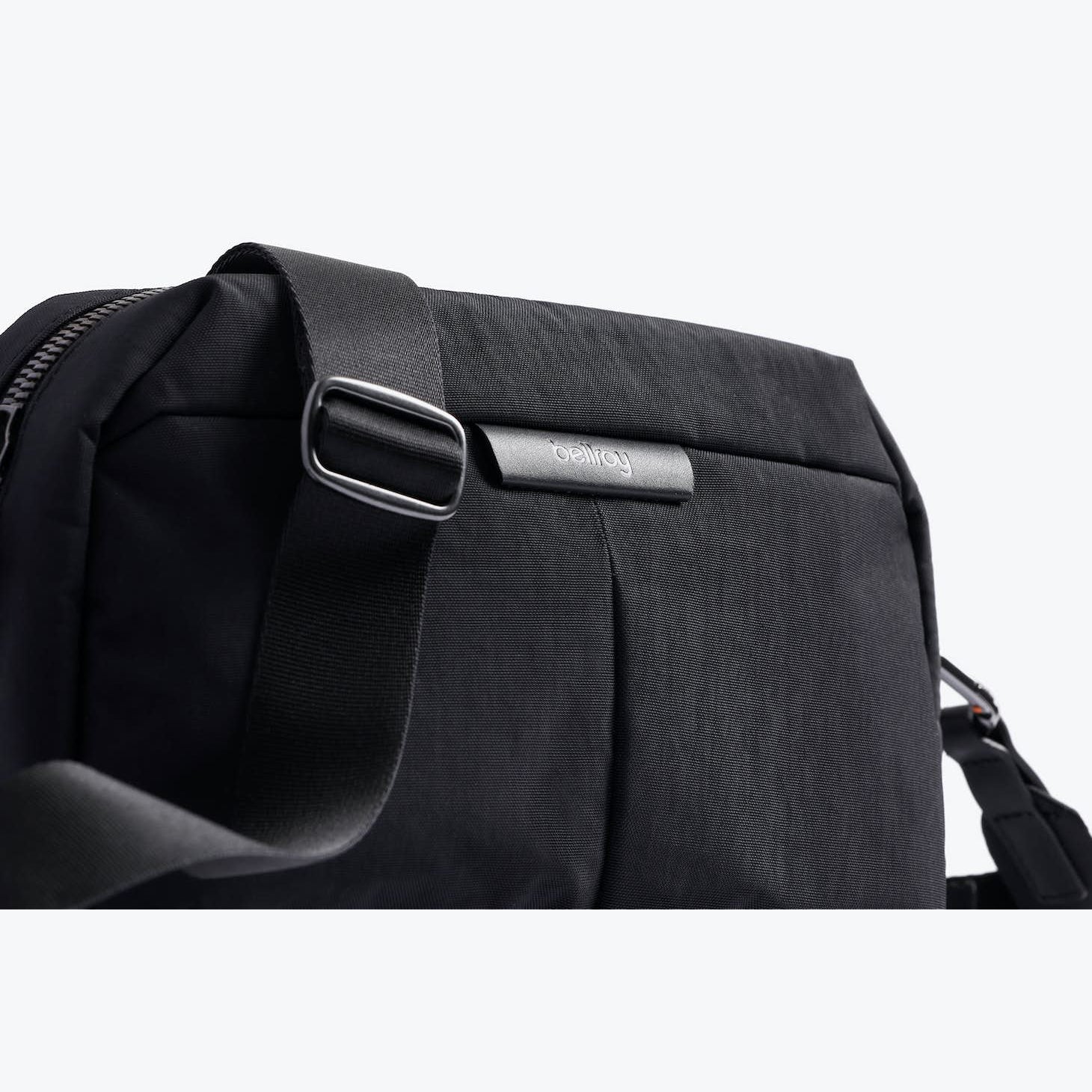 Tokyo Crossbody 2L