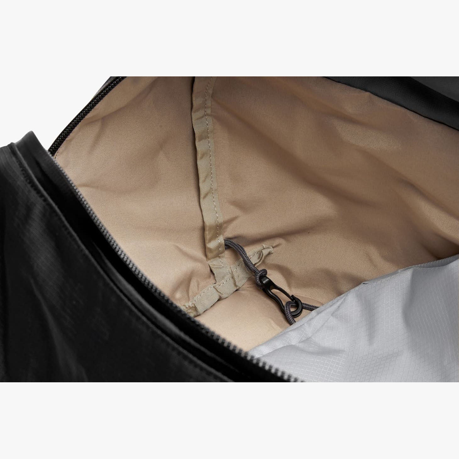 Venture Duffel 55L
