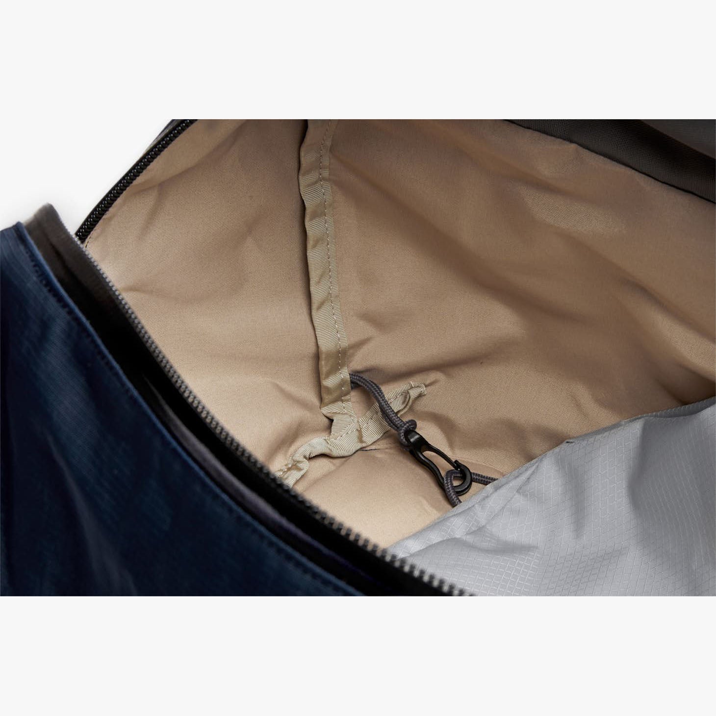 Venture Duffel 55L