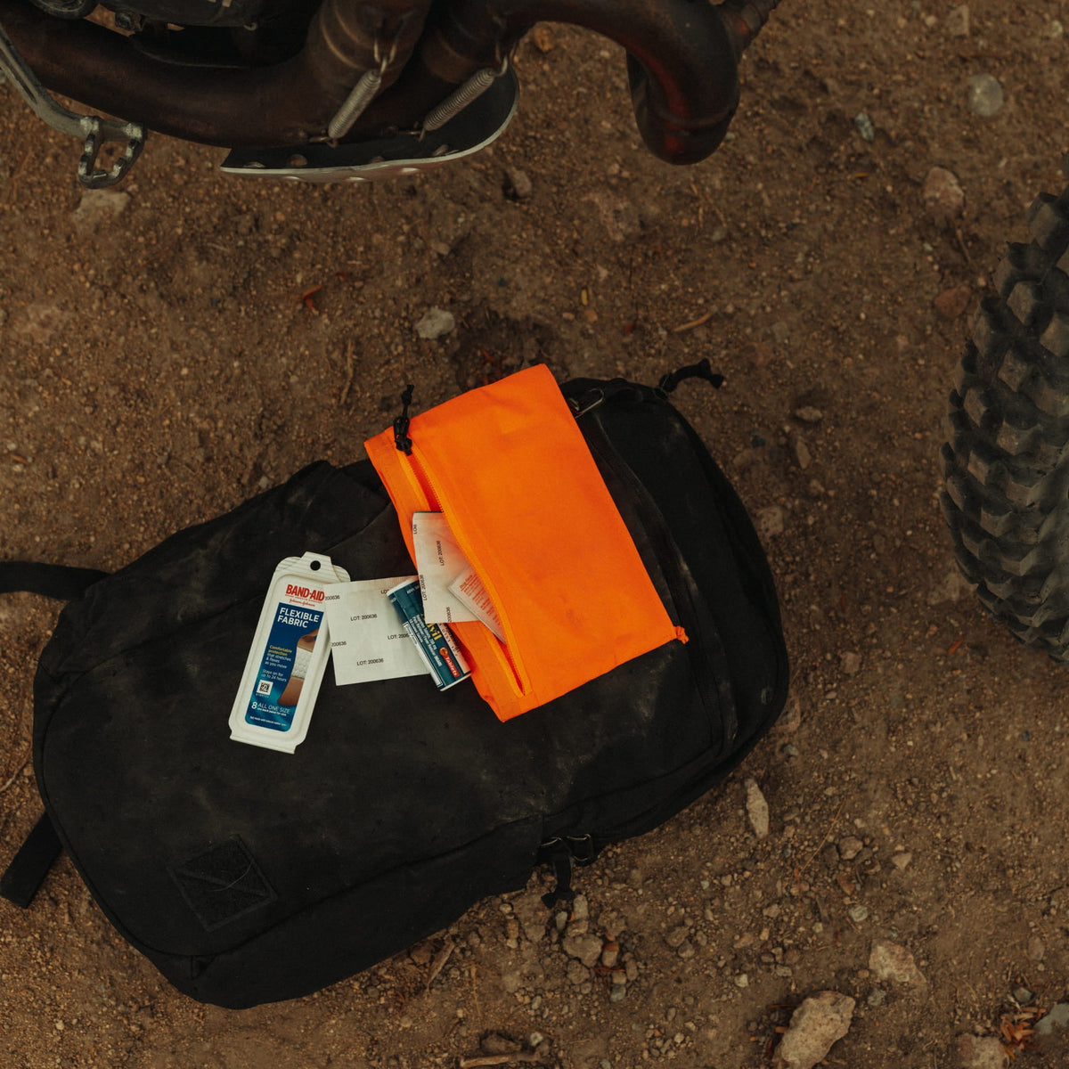 CIVIC Flat Pouch Hot Orange First aid Kit