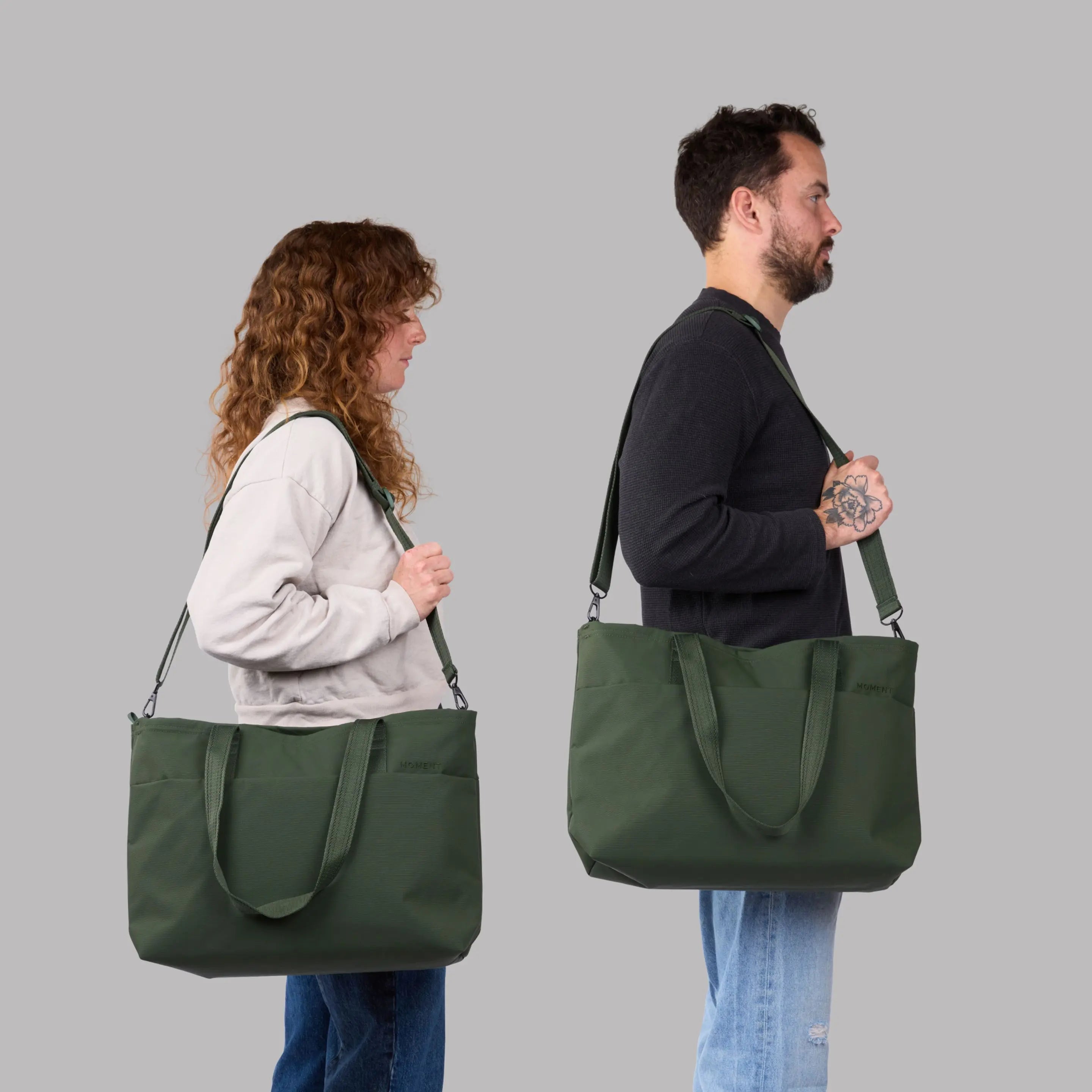 Everything Tech Tote 19L - Storming Gravity