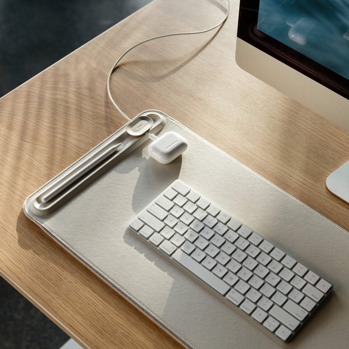 Desk Mat Slim - Storming Gravity