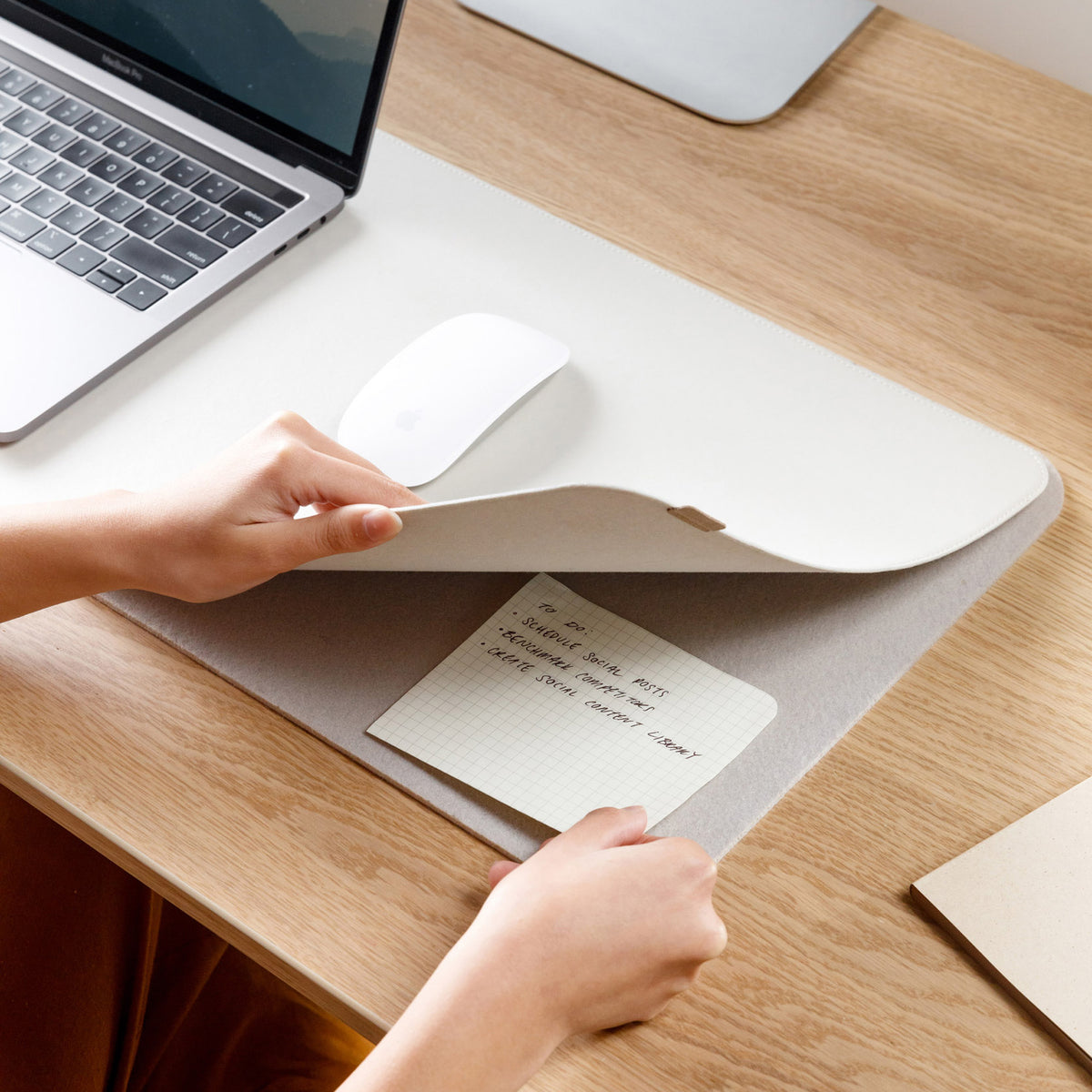 Desk Mat Slim - Storming Gravity