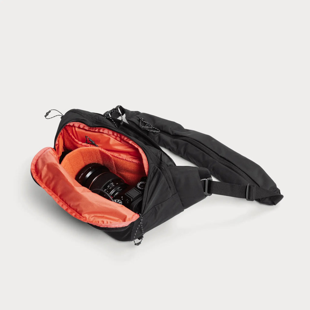 Balance 7L Camera Sling