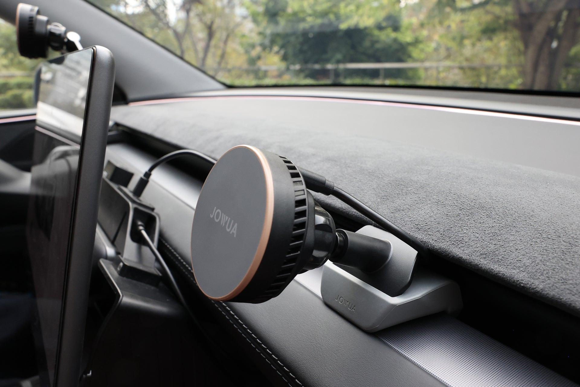 MagSafe Air Vents Car Mount (M3H/MYJ) - Storming Gravity