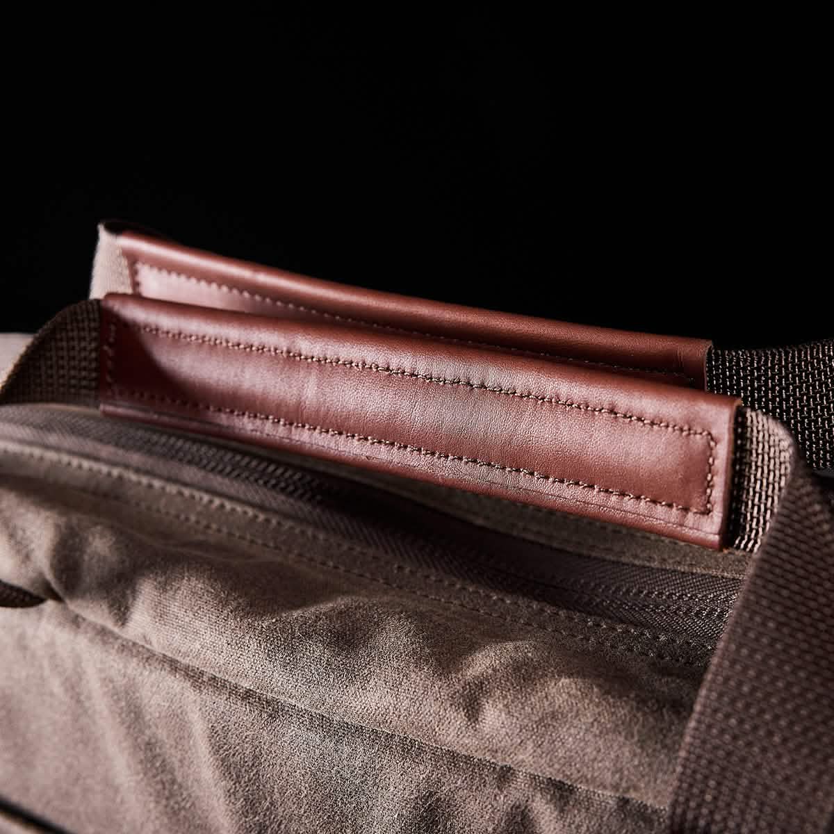 Shoulder Bag 15L - Waxed Canvas - Storming Gravity