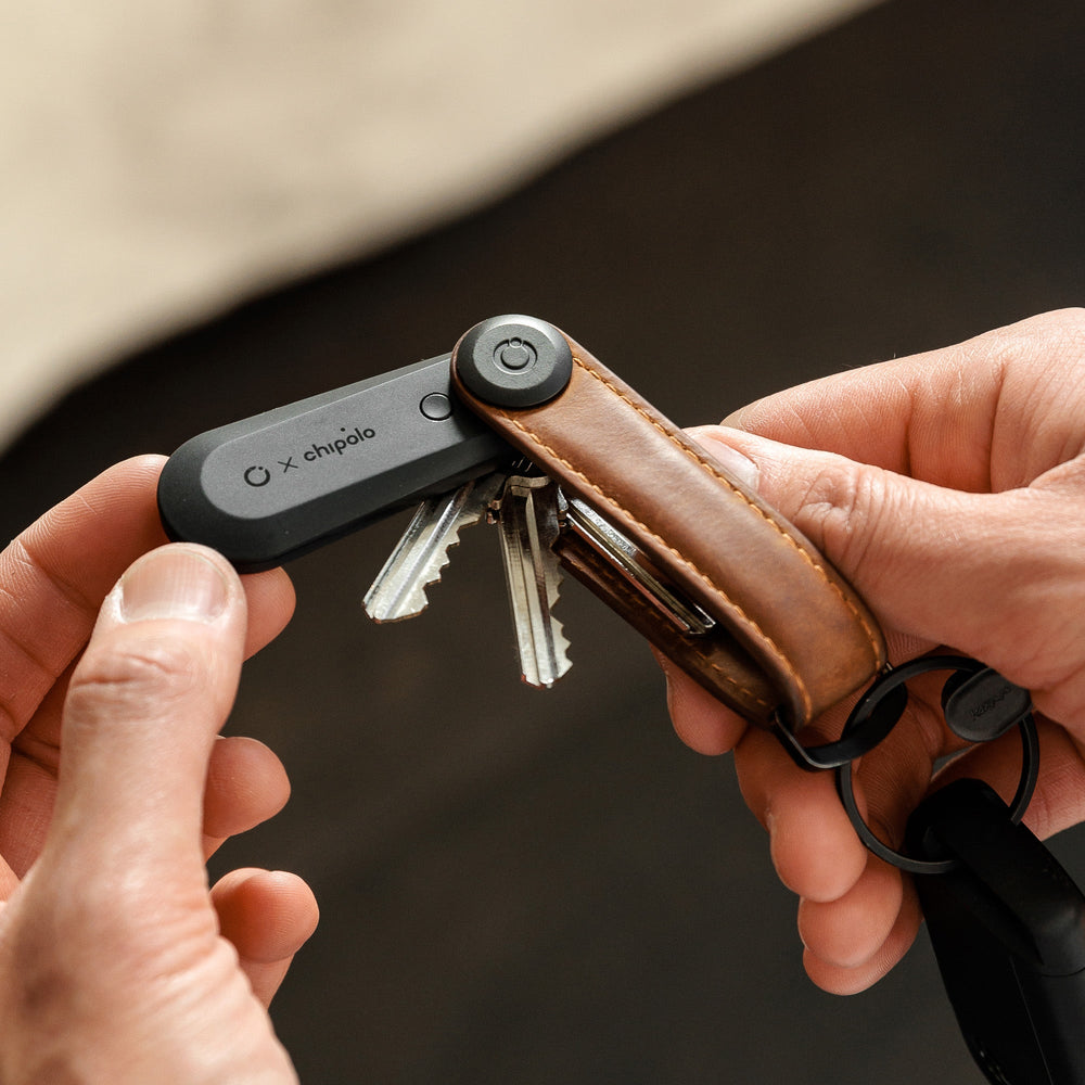 Orbitkey x Chipolo Bluetooth Tracker v2 - Storming Gravity