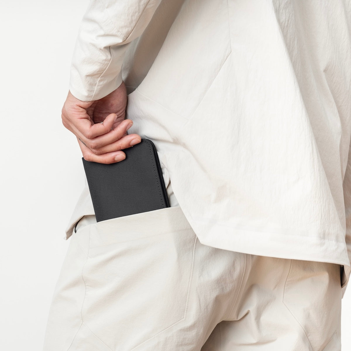 Black Ember MAGFOLD Travel Wallet