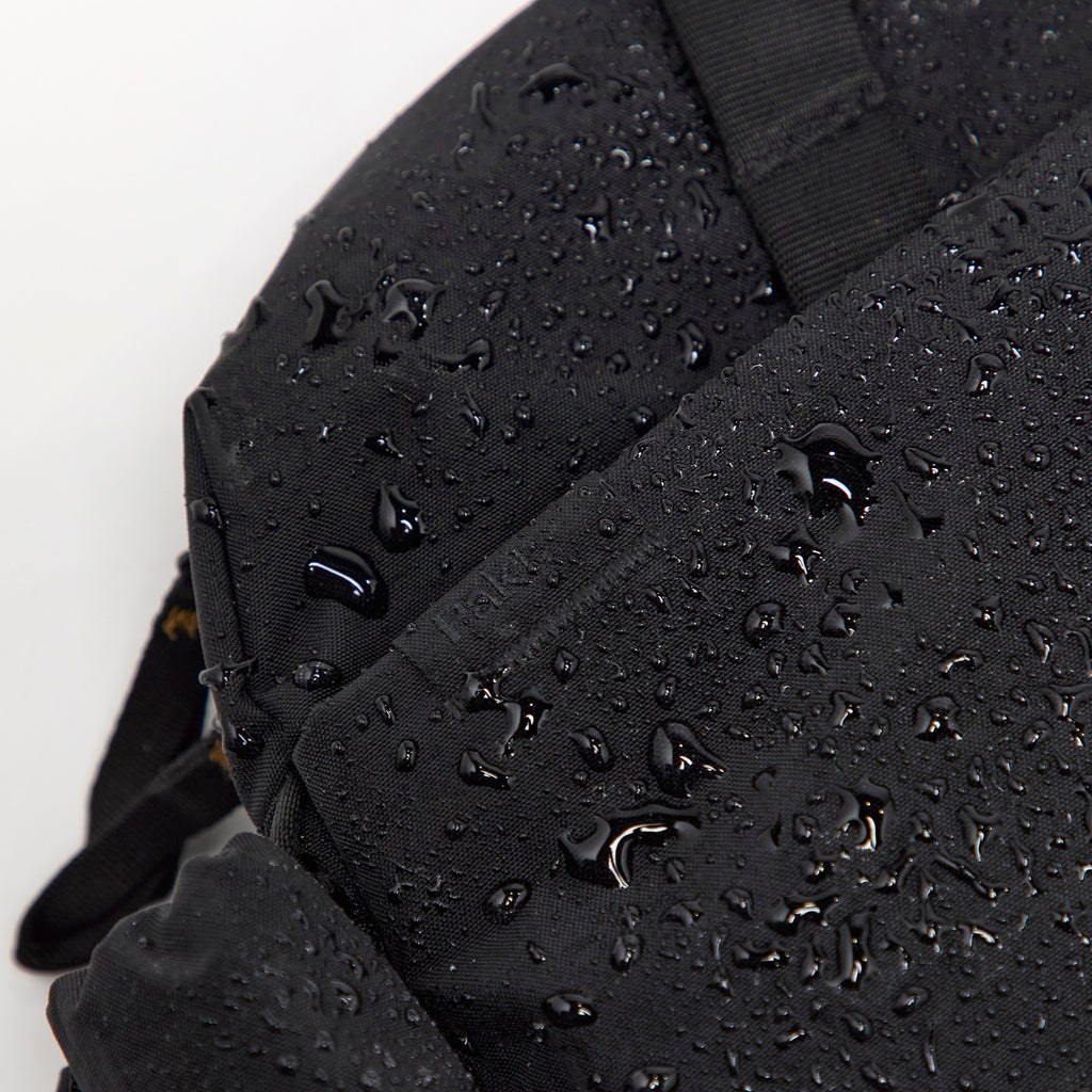 MODE Shoulder Bag 12L