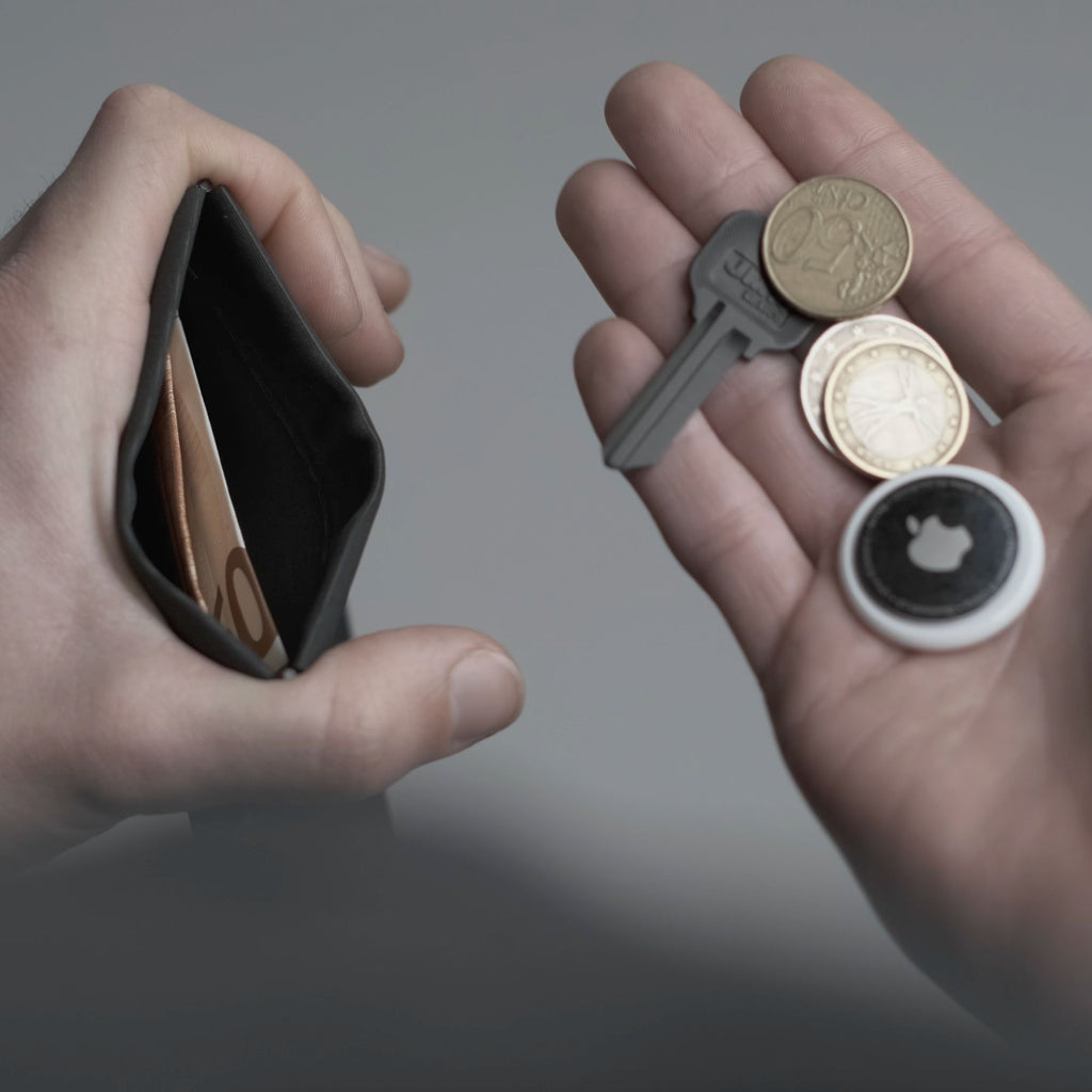 RE:FORM® RE:01 (COIN SLEEVE)