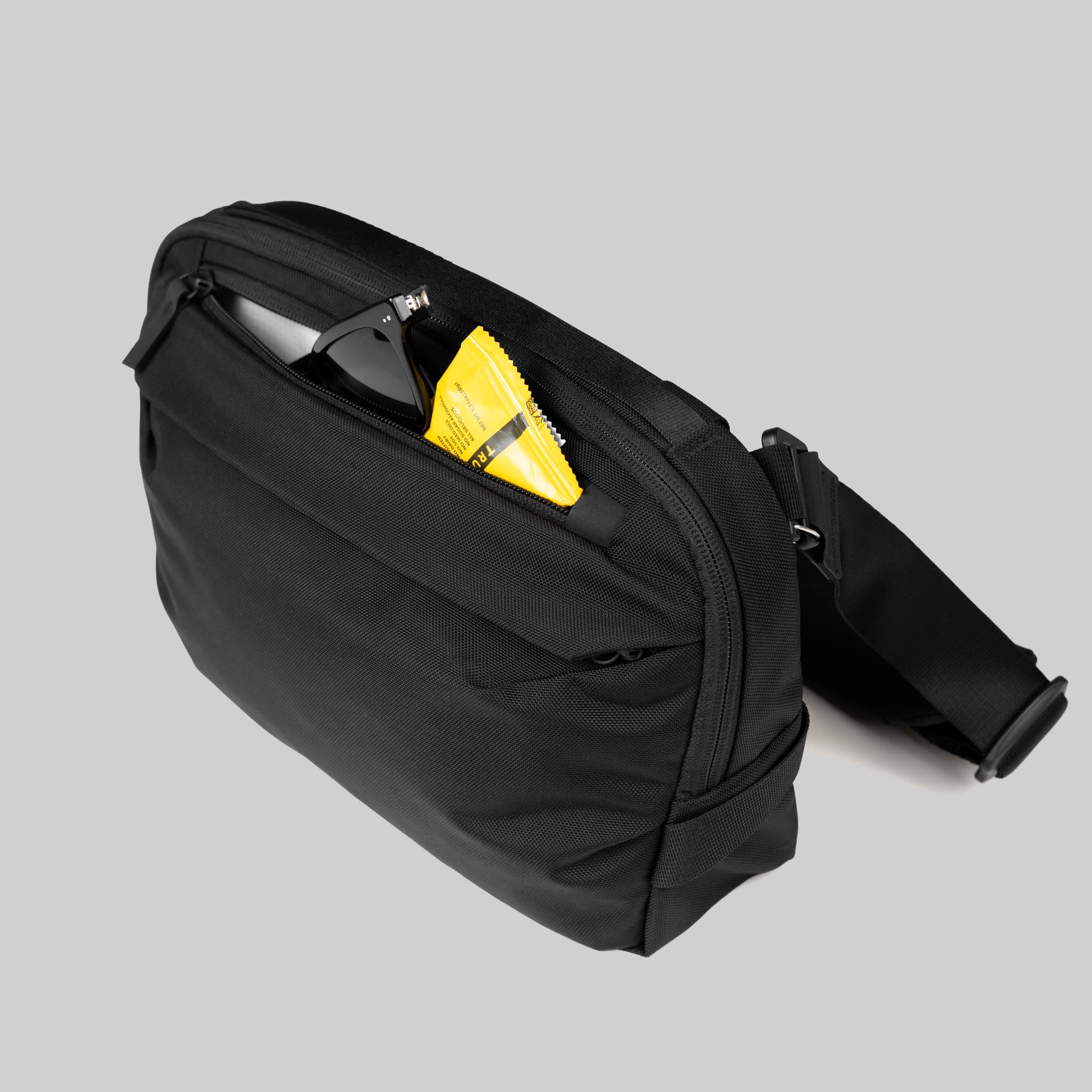 Toshi Sling 6L V2 - Storming Gravity