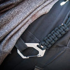 Trayvax Carabiner