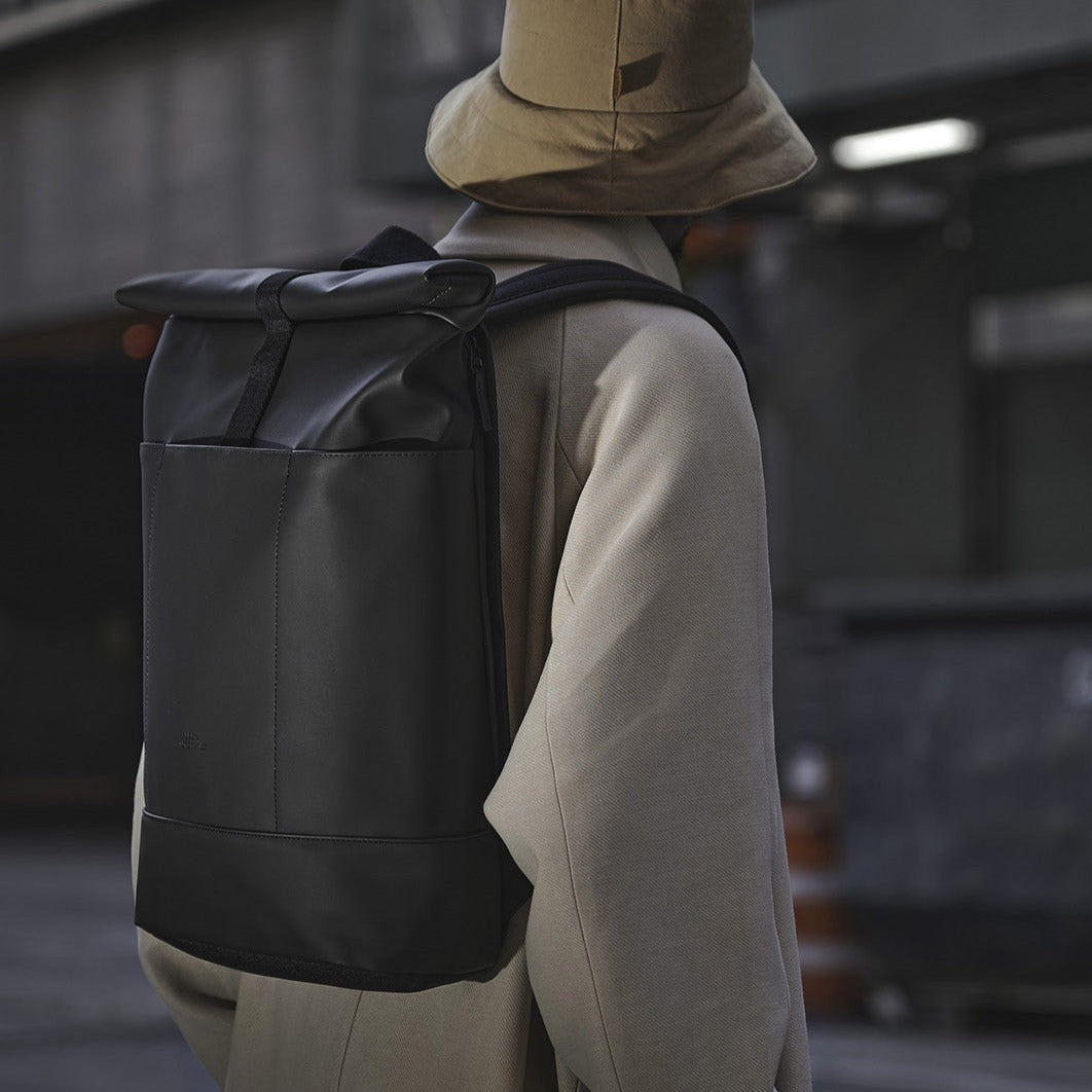 Hajo Medium Backpack 16L Ucon Acrobatics – Storming Gravity