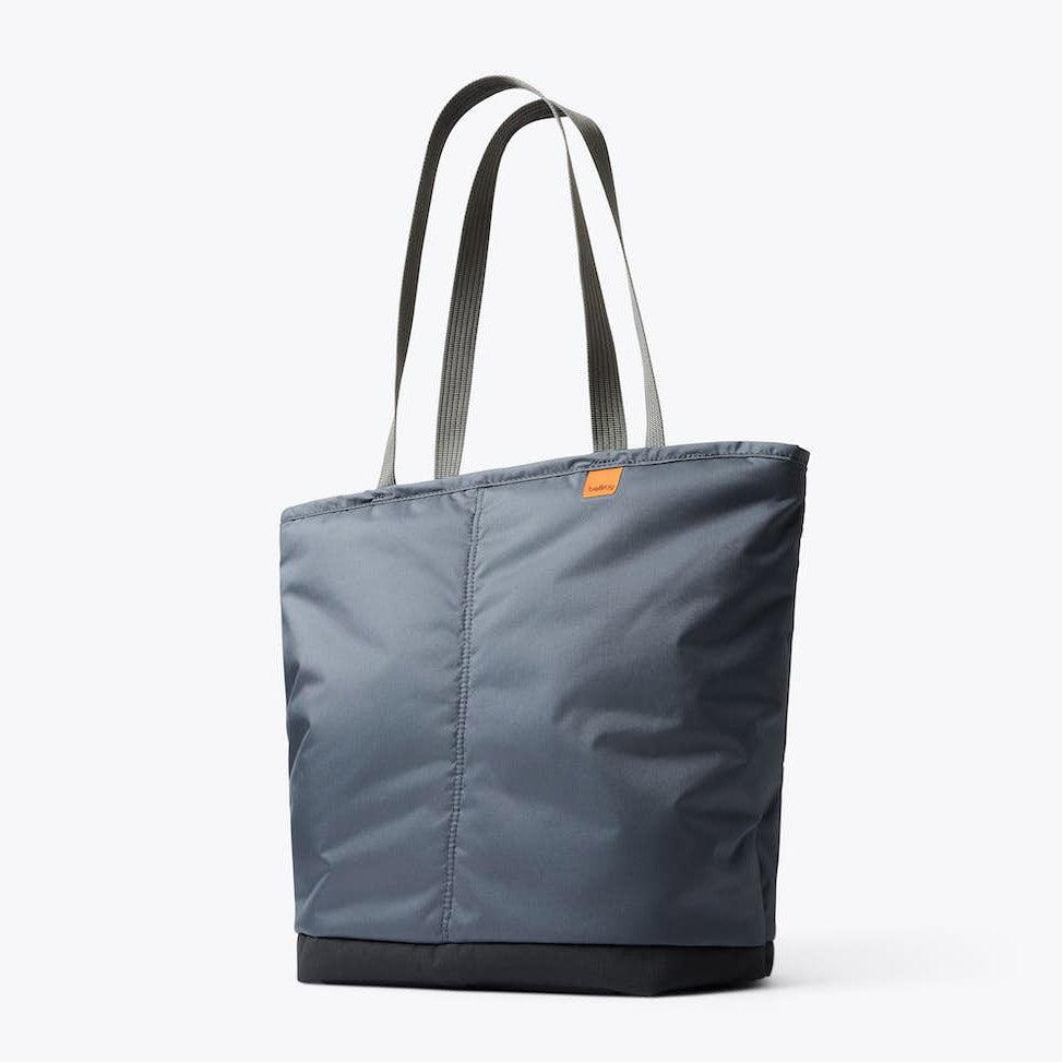 Bellroy Cooler Tote | 3M Thinsulate Insulated Tote Bag - Storming Gravity