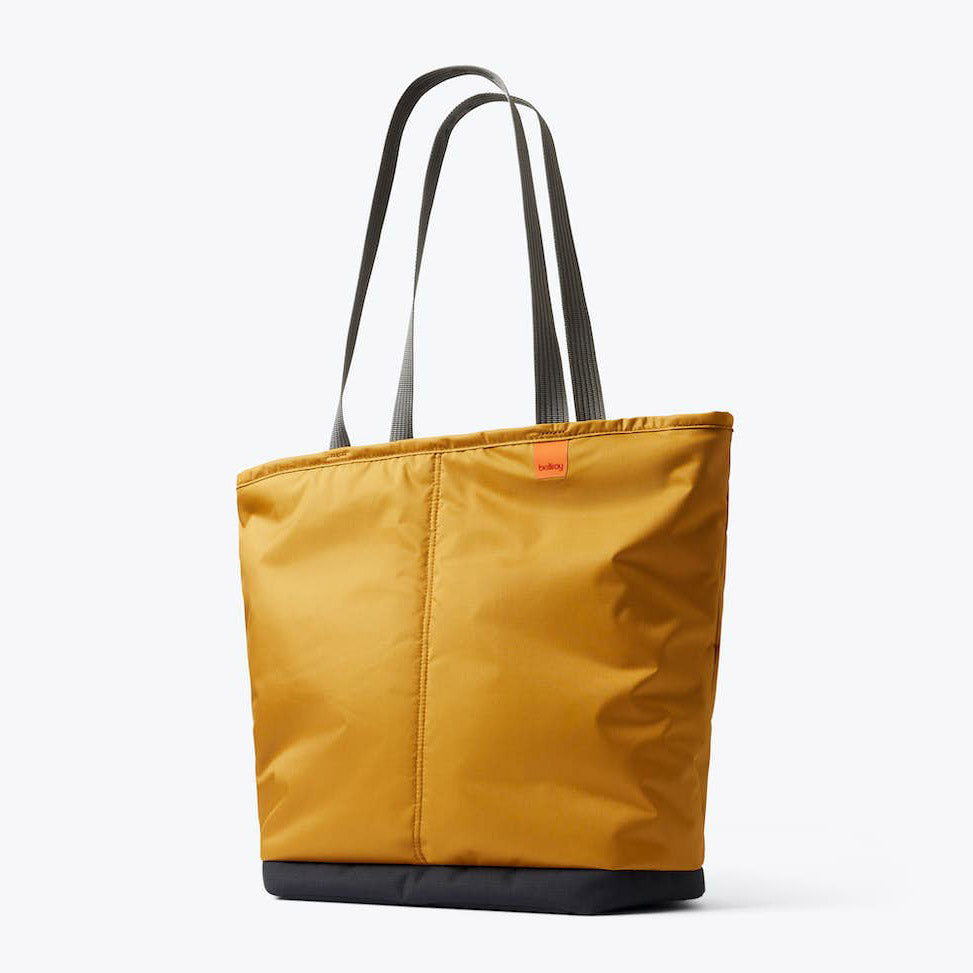 Bellroy Cooler Tote | 3M Thinsulate Insulated Tote Bag - Storming Gravity