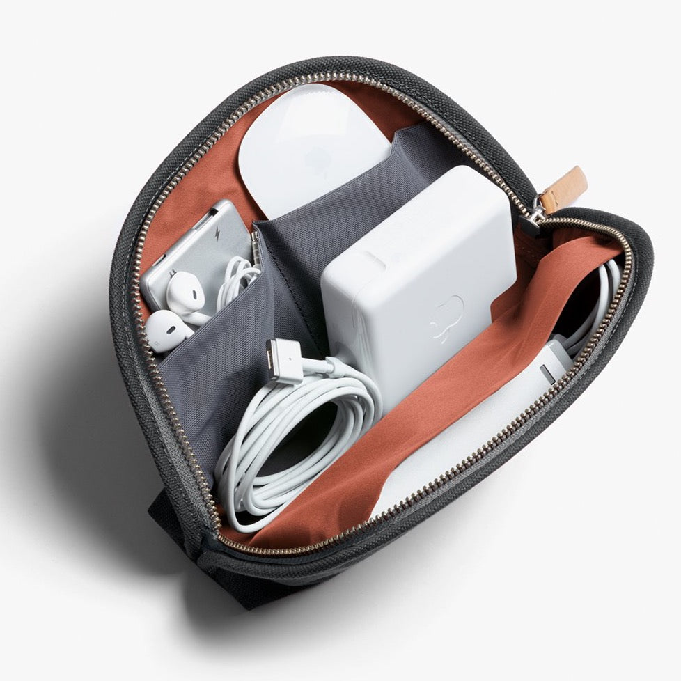 Bellroy Classic Pouch - Bag Organizer & Dopp Kit - Storming Gravity