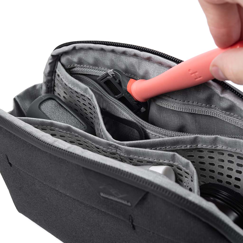 Small Wash Pouch - Peak Design - Storming Gravity