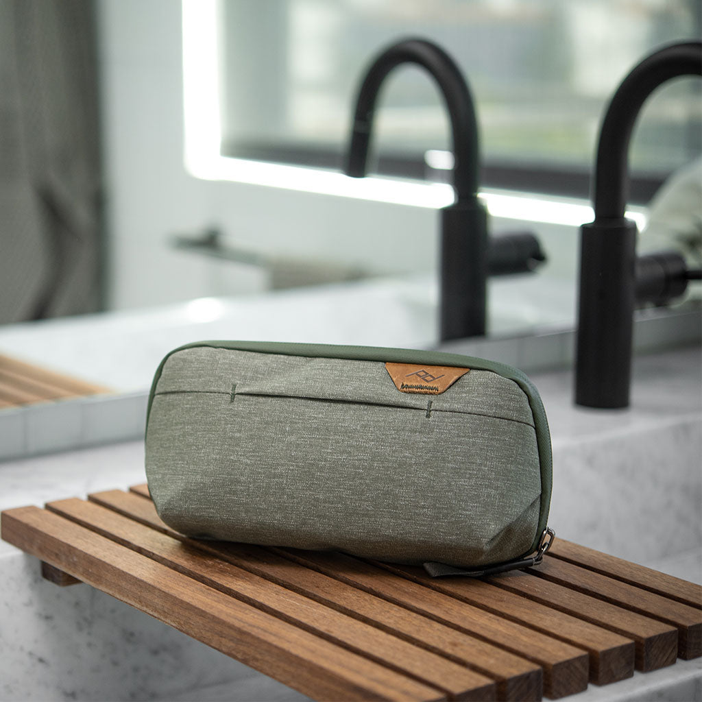 Small Wash Pouch - Peak Design - Storming Gravity