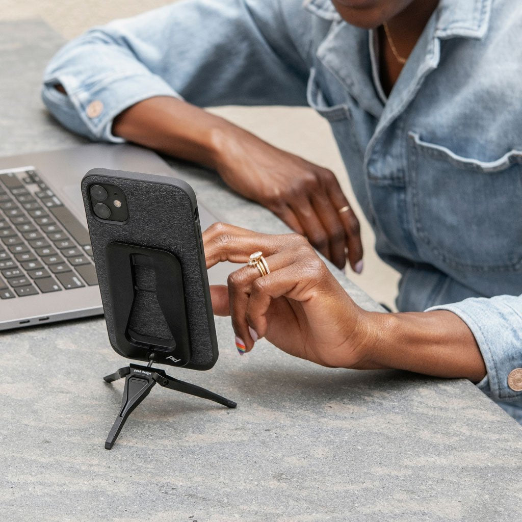 Mobile Tripod - Peak Design - Storming Gravity