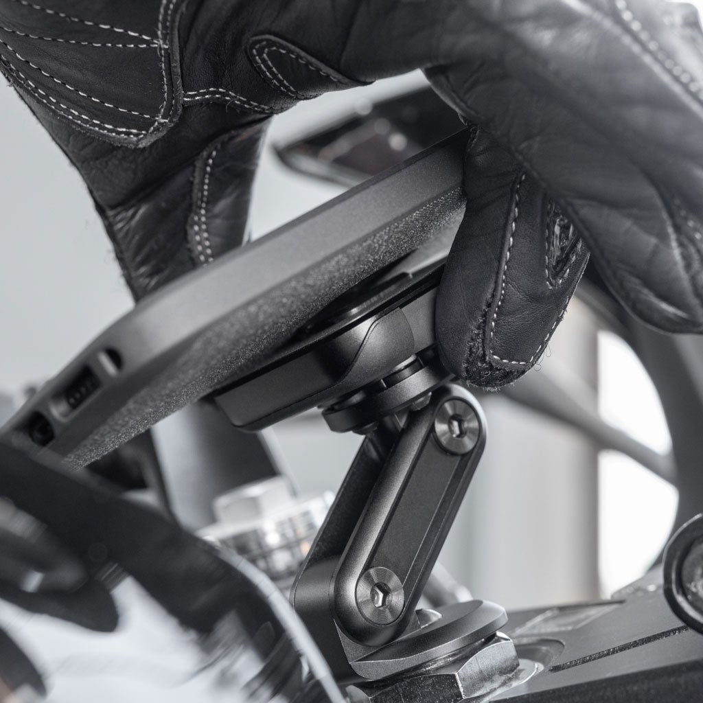 Motorcycle Stem Mount - Peak Design - Storming Gravity