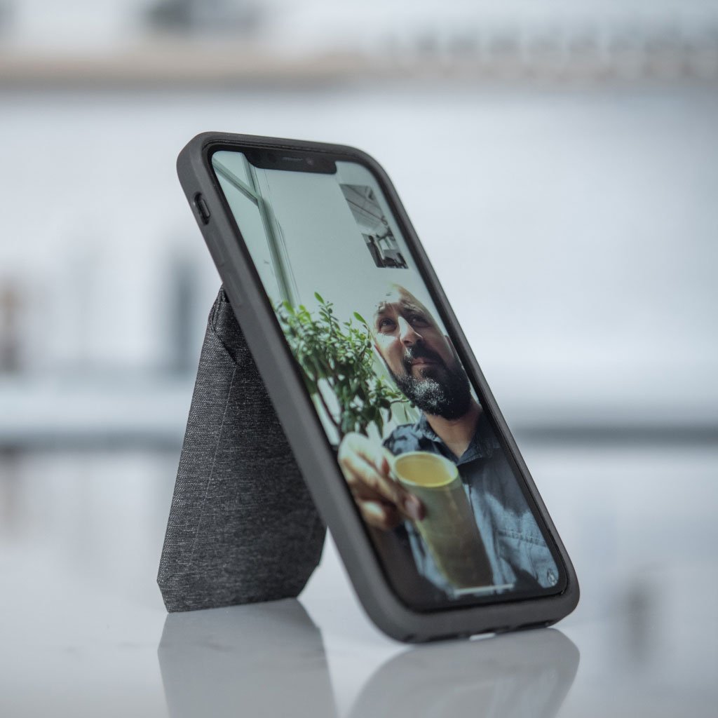Mobile Wallet - Peak Design - Storming Gravity