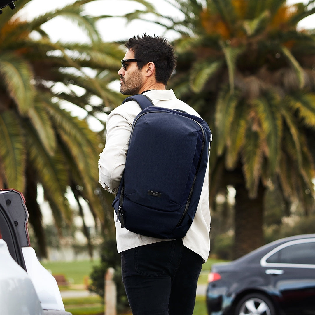 bellroy-transit-backpack-28l-nightsky