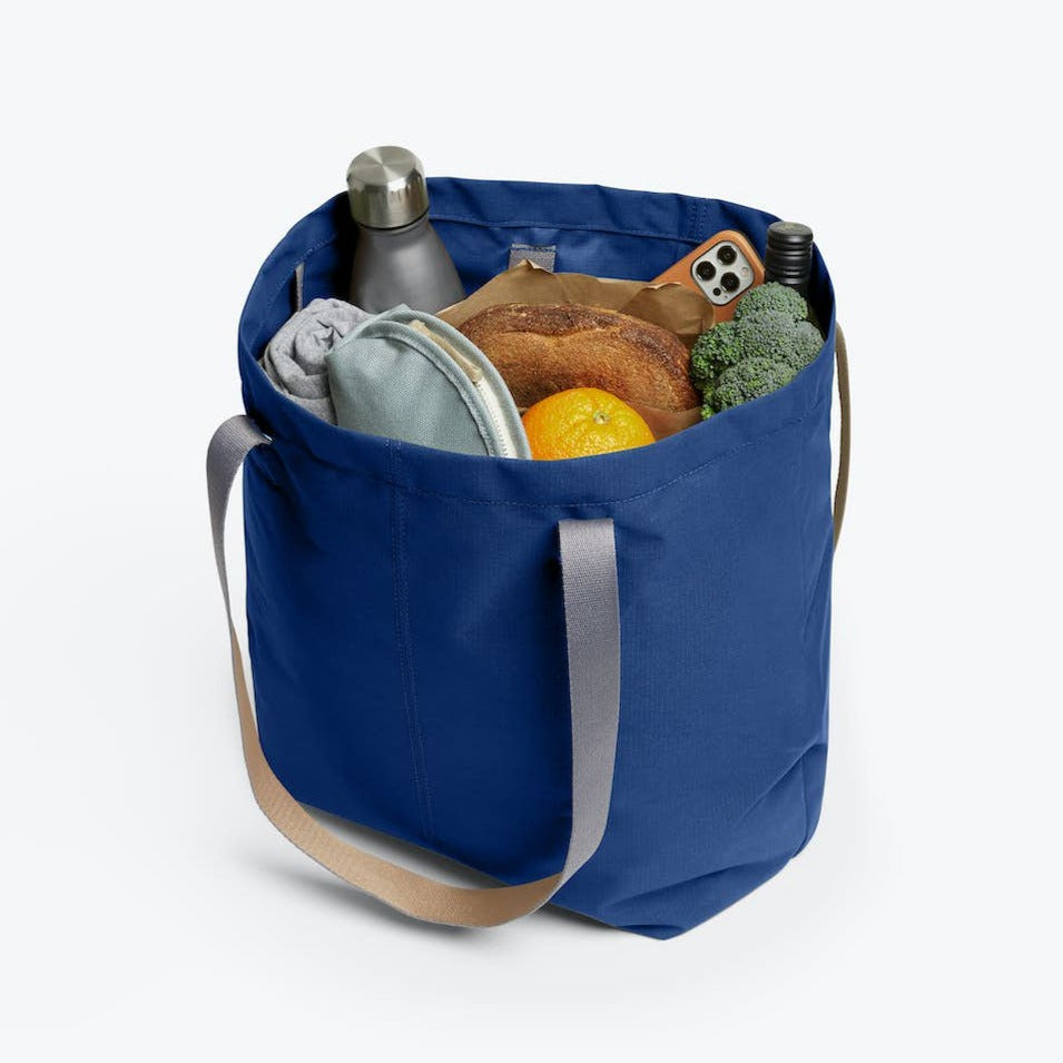 bellroy-market-tote-true-blue