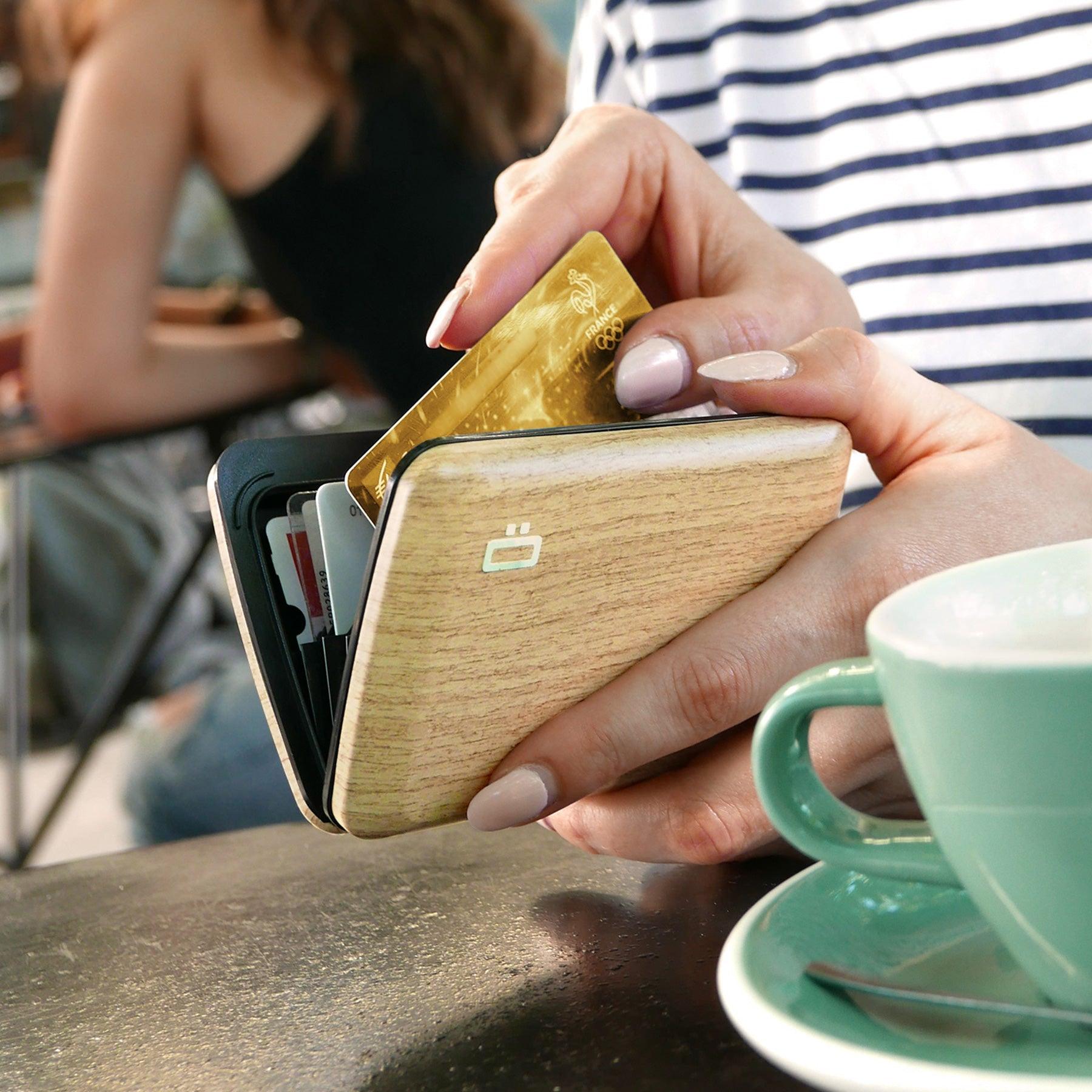 ogon-smart-case-v2-bamboo