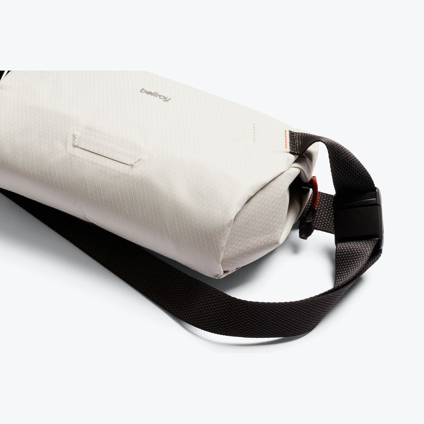 bellroy-lite-sling-mini-chalk