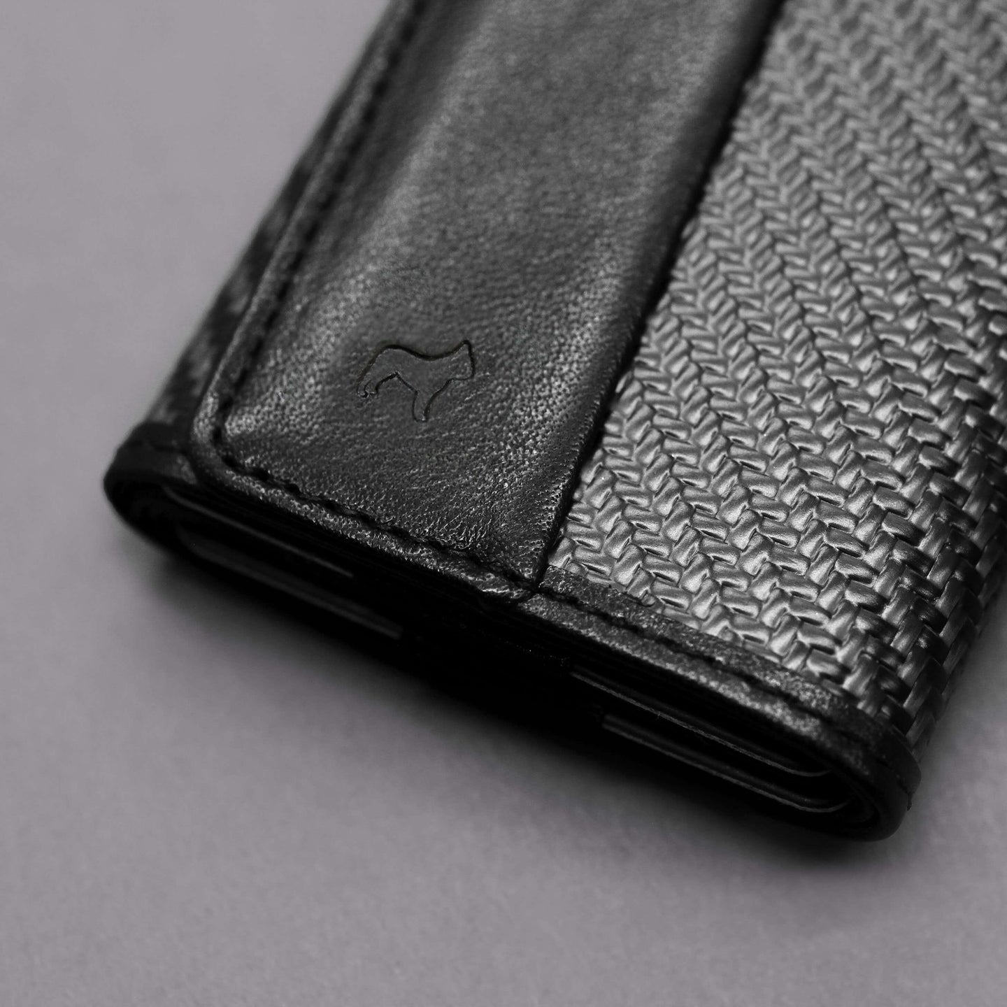 Carbon / Ballister Speed Wallet Mini - the Frenchie Co. - Storming Gravity