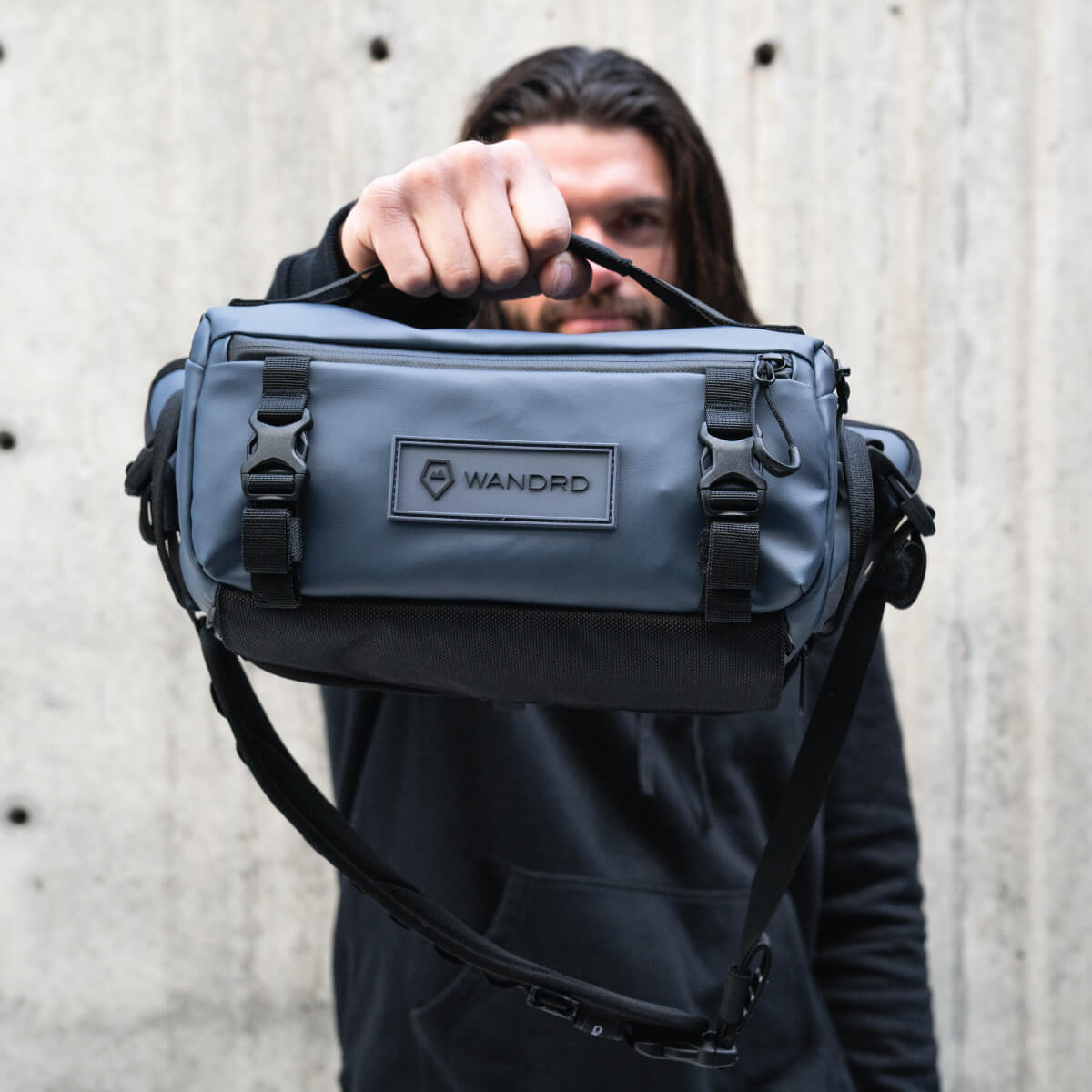 wandrd-rogue-sling-6l-aegean-blue