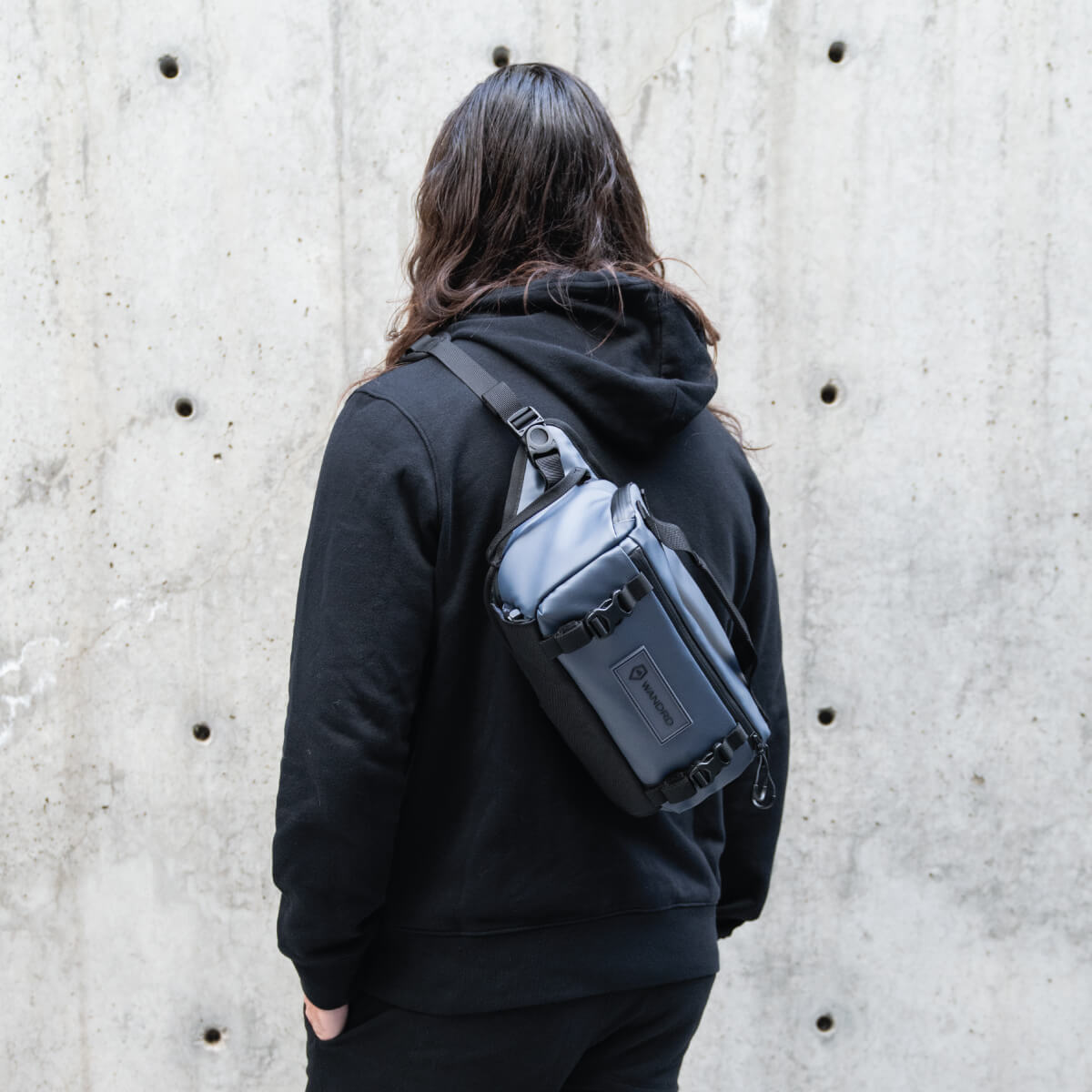 wandrd-rogue-sling-6l-aegean-blue