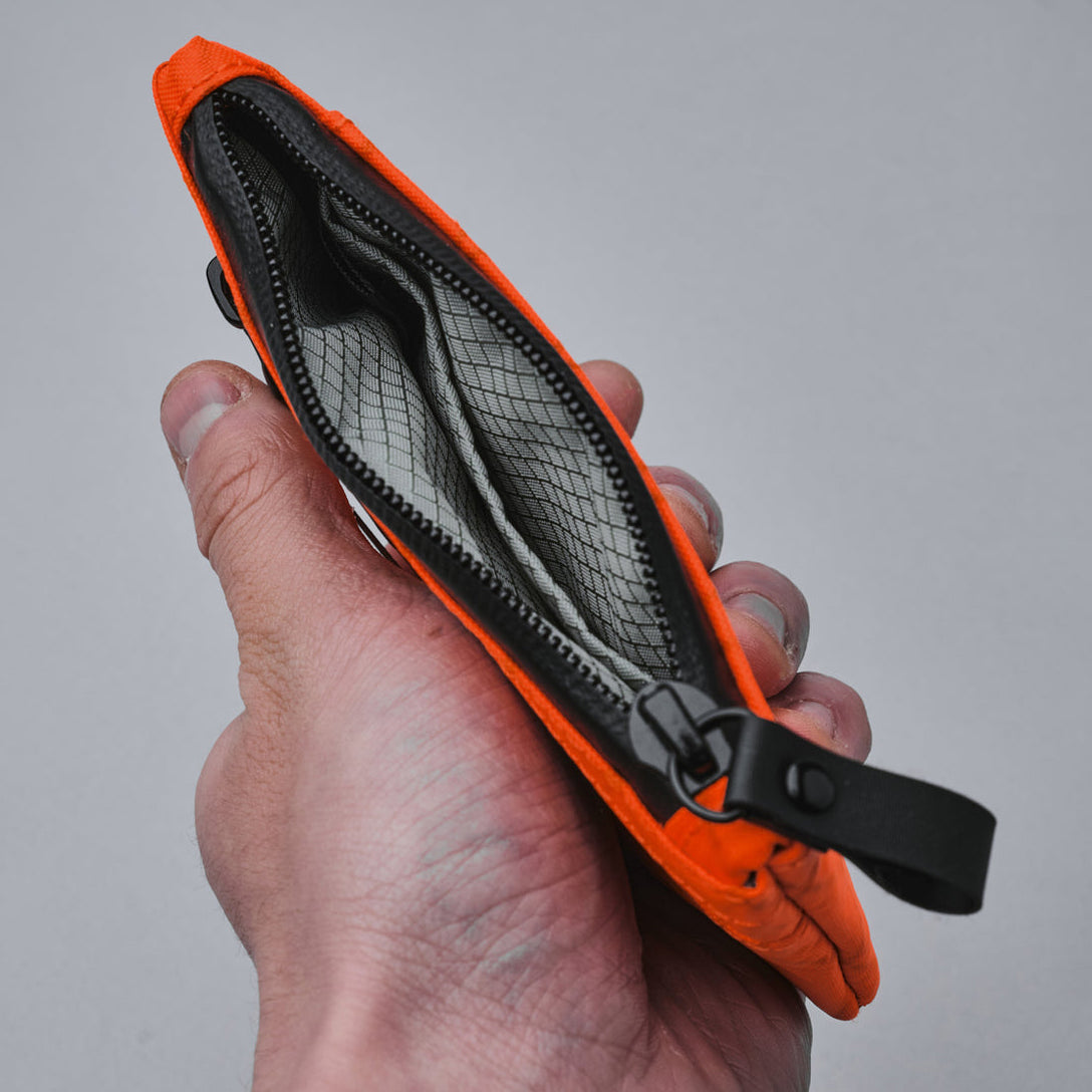 alpaka-zip-pouch-pro-orange