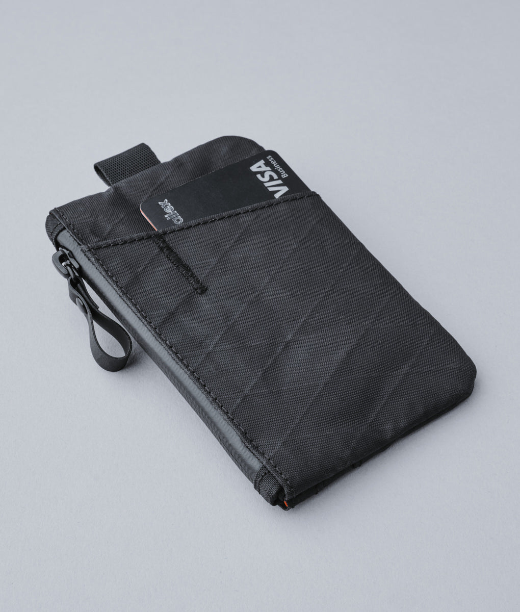 alpaka-zip-cardholder-black
