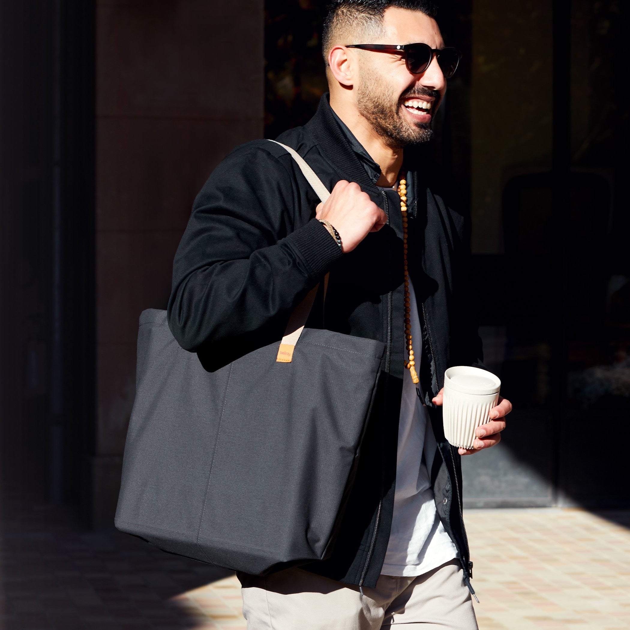 bellroy-market-tote-black