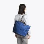 Bellroy Cooler Tote | 3M Thinsulate Insulated Tote Bag - Storming Gravity