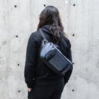 wandrd-rogue-sling-9l-aegean-blue