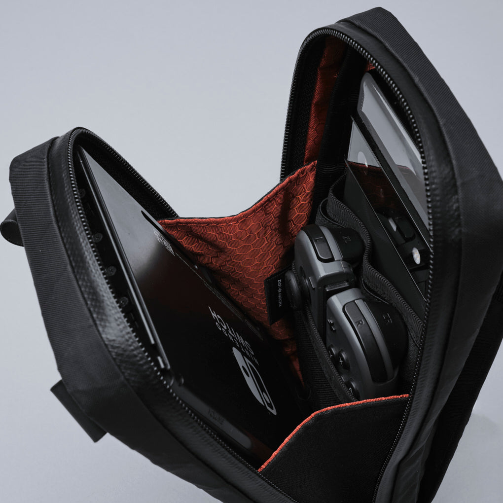 alpaka-modular-sling-black