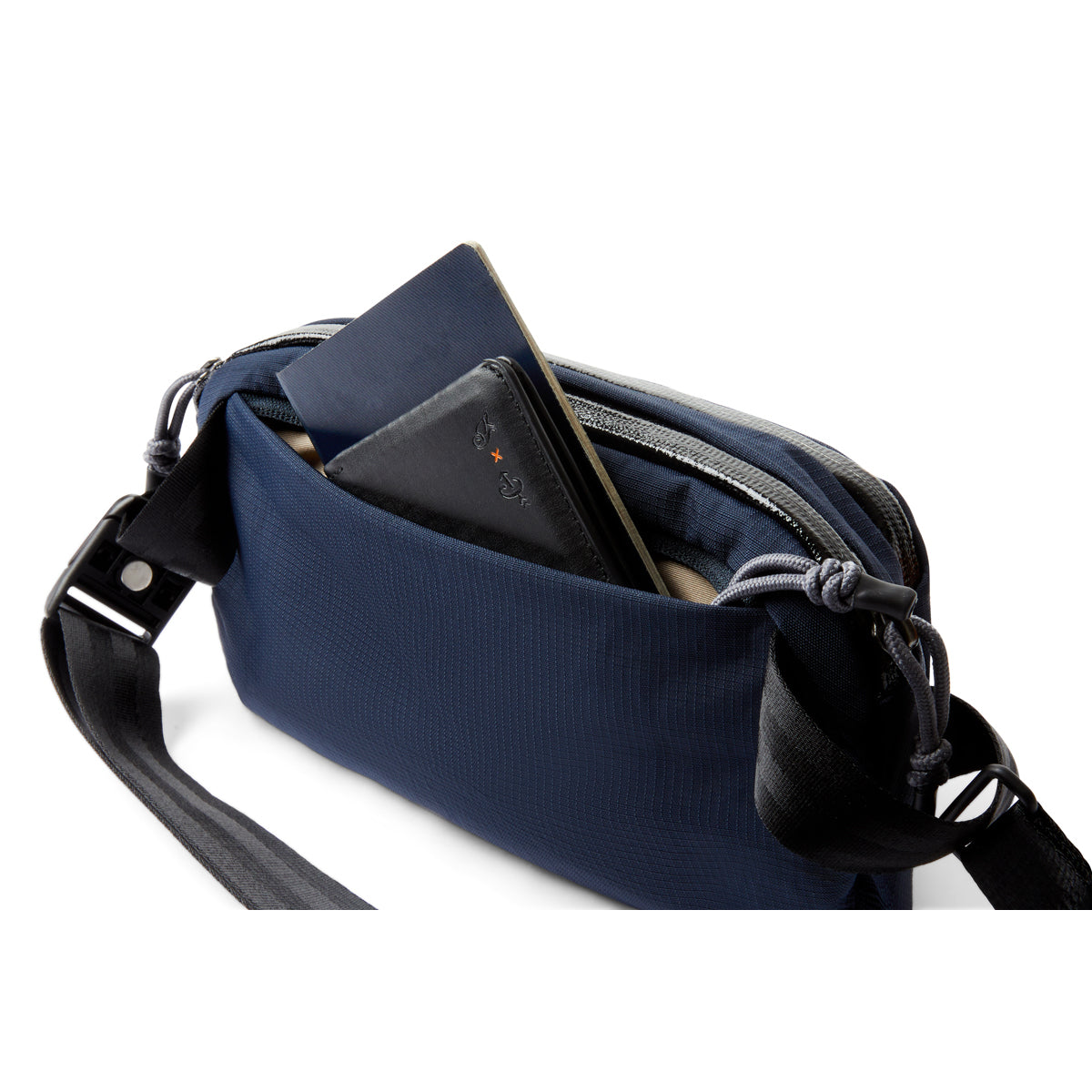 bellroy-venture-ready-sling-nightsky