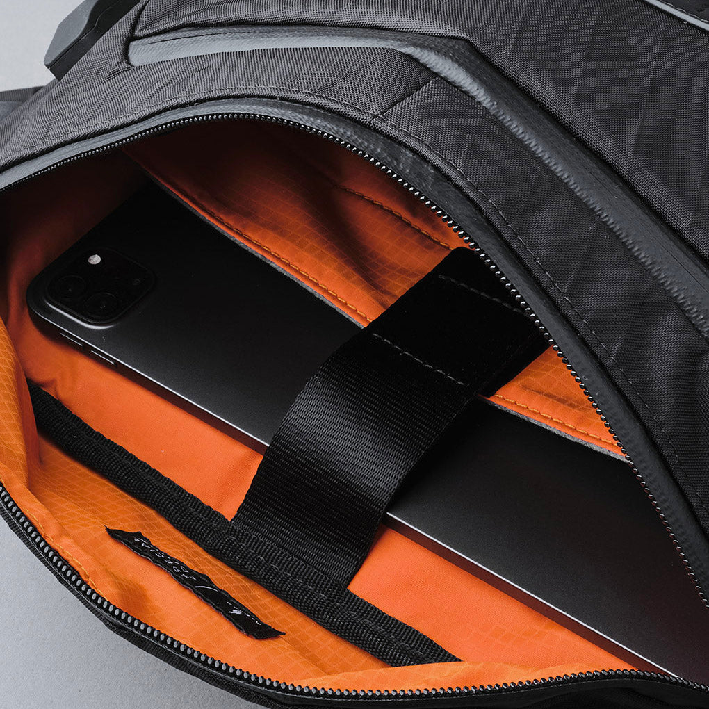 Alpaka Bravo X Sling - Limited Edition (VX42 Black) - Storming Gravity