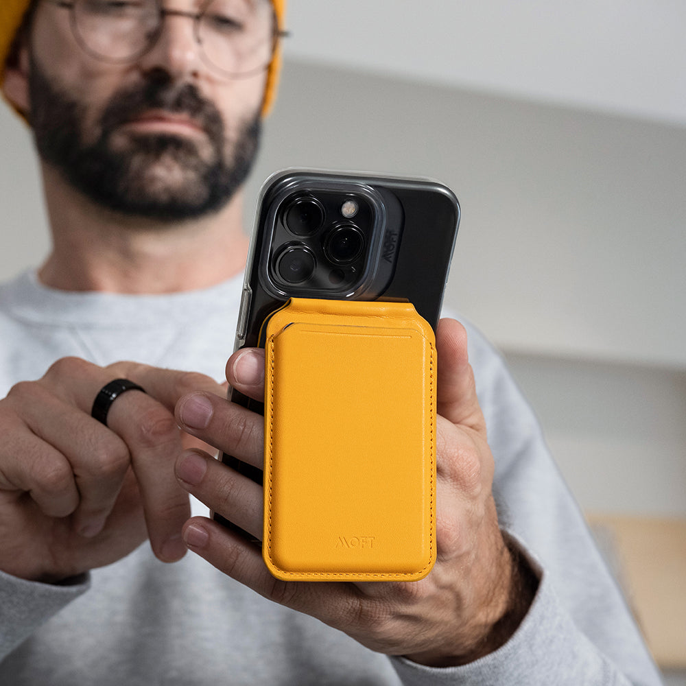 Moft Flash Wallet & Stand - MagSafe Compatible - Storming Gravity