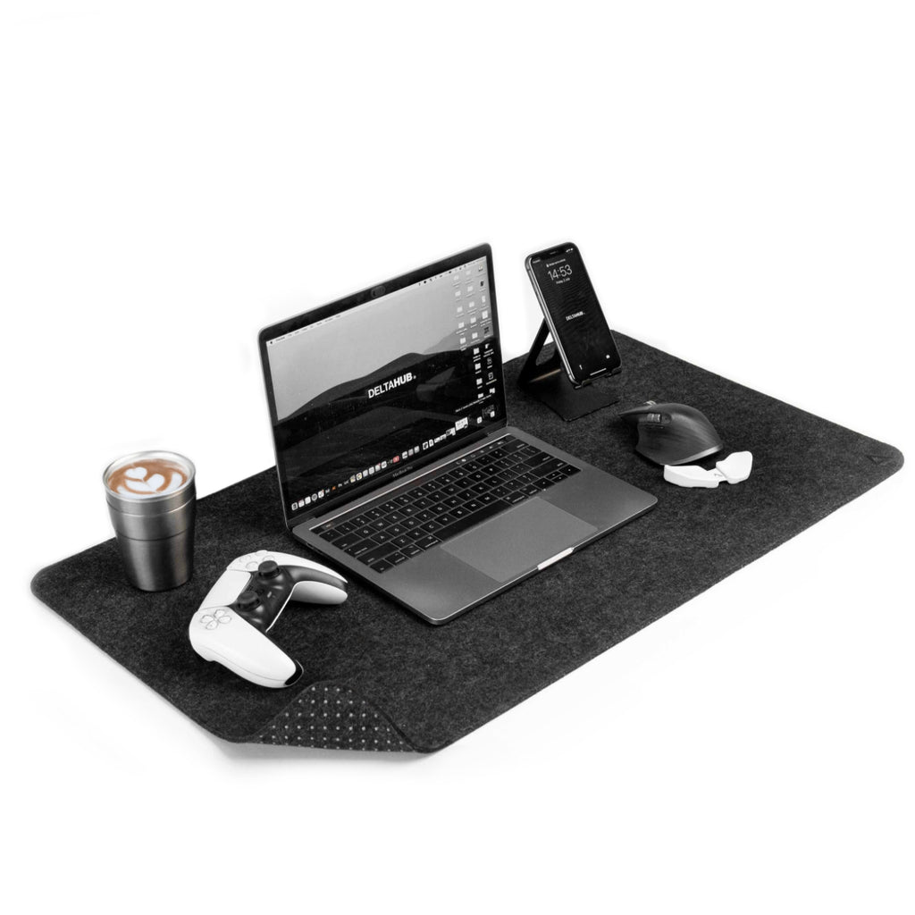 Minimalistic Desk Pad by DeltaHub - Storming Gravity