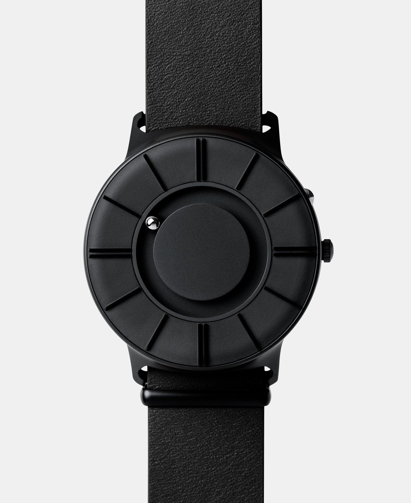 EONE Bradley Apex Leather Black - Storming Gravity