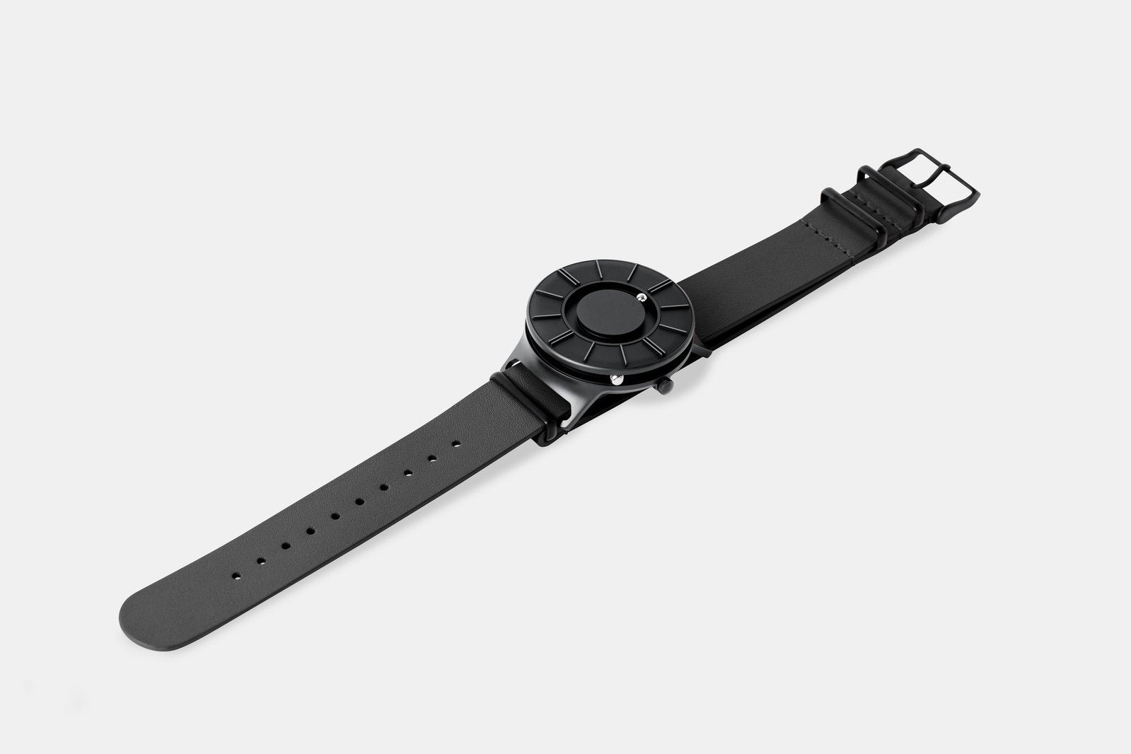 EONE Bradley Apex Leather Black - Storming Gravity