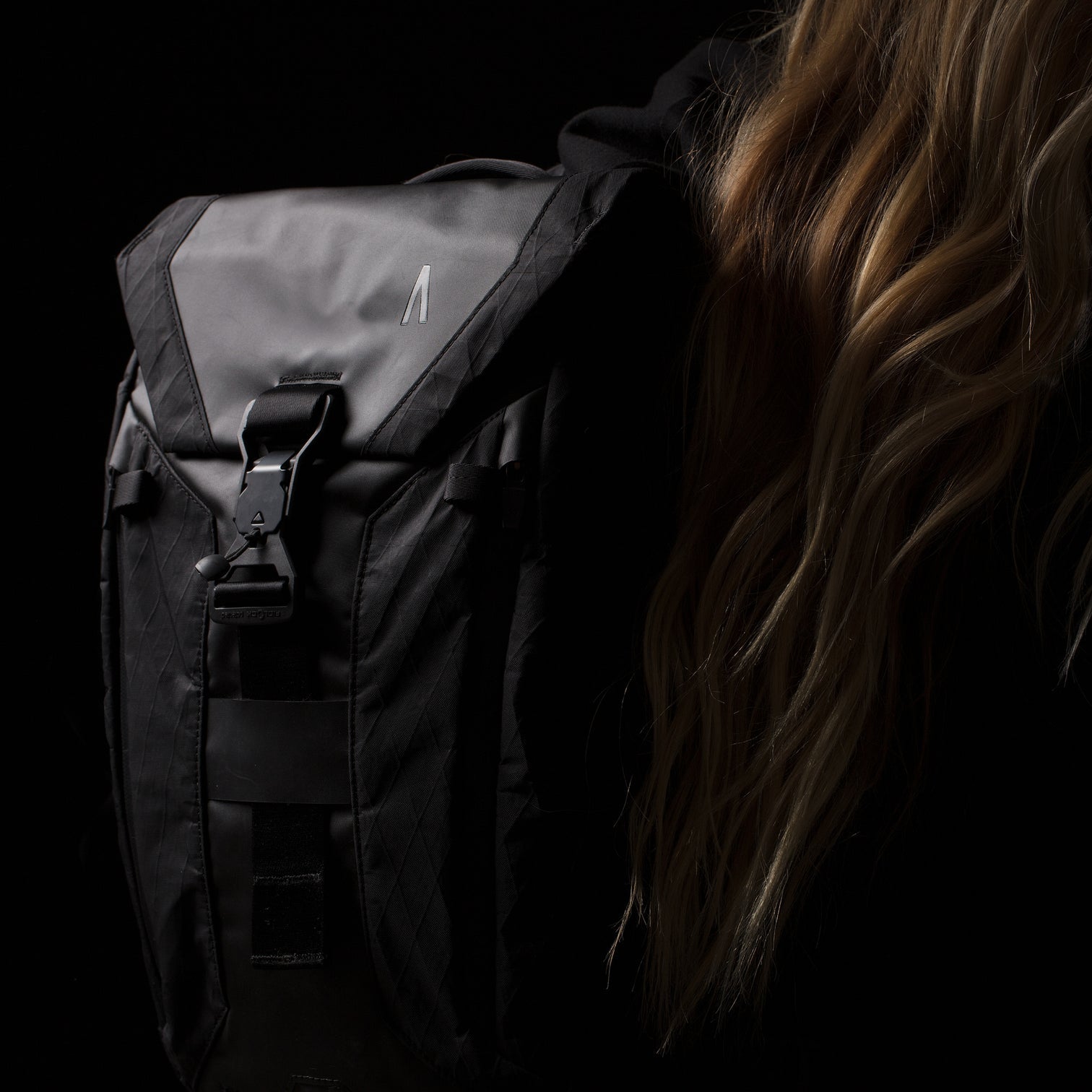 Errant Sling 15L - Boundary Supply - Storming Gravity