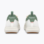 geyser-litli-b-white