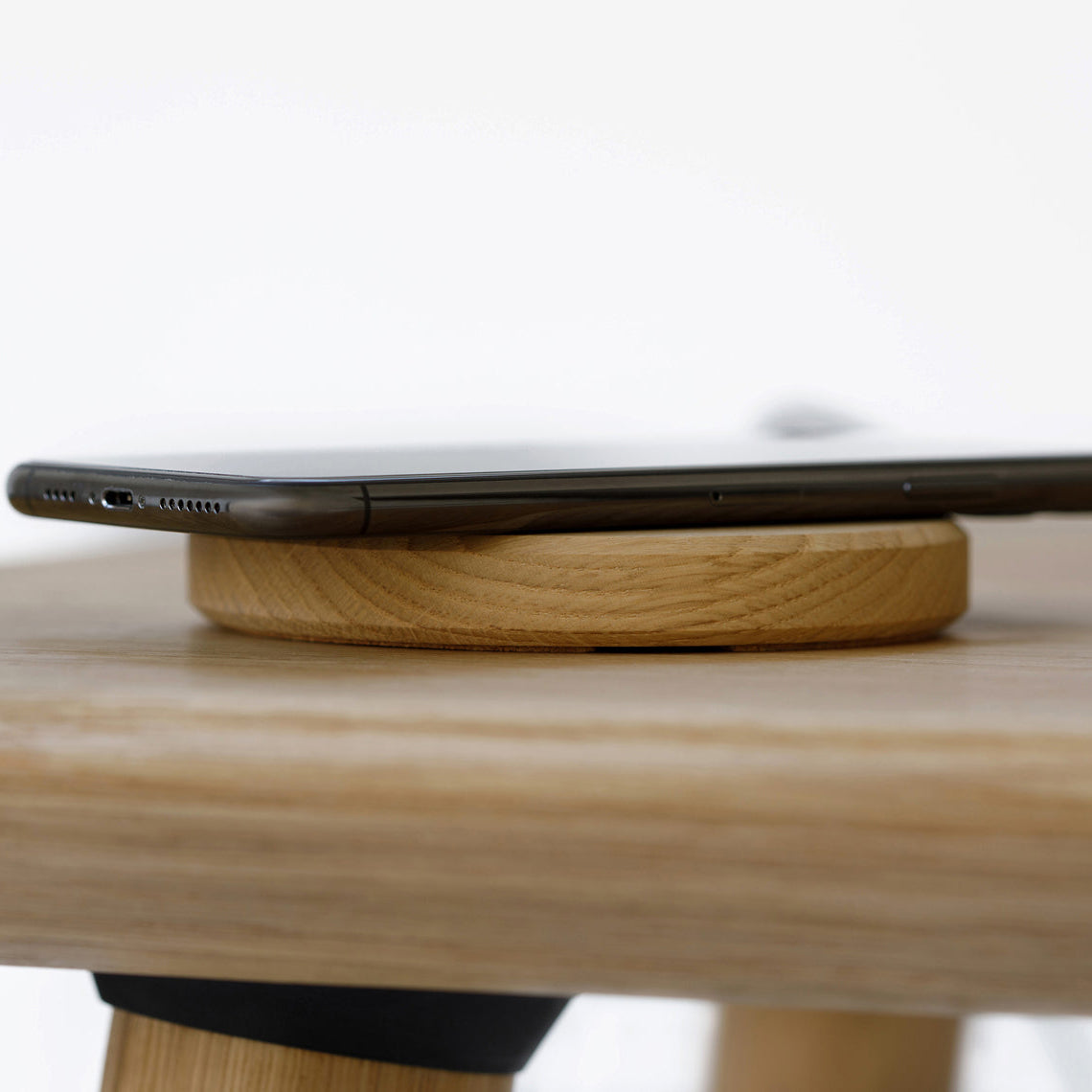 Oakywood Slim Charging Pad - 15W - Storming Gravity
