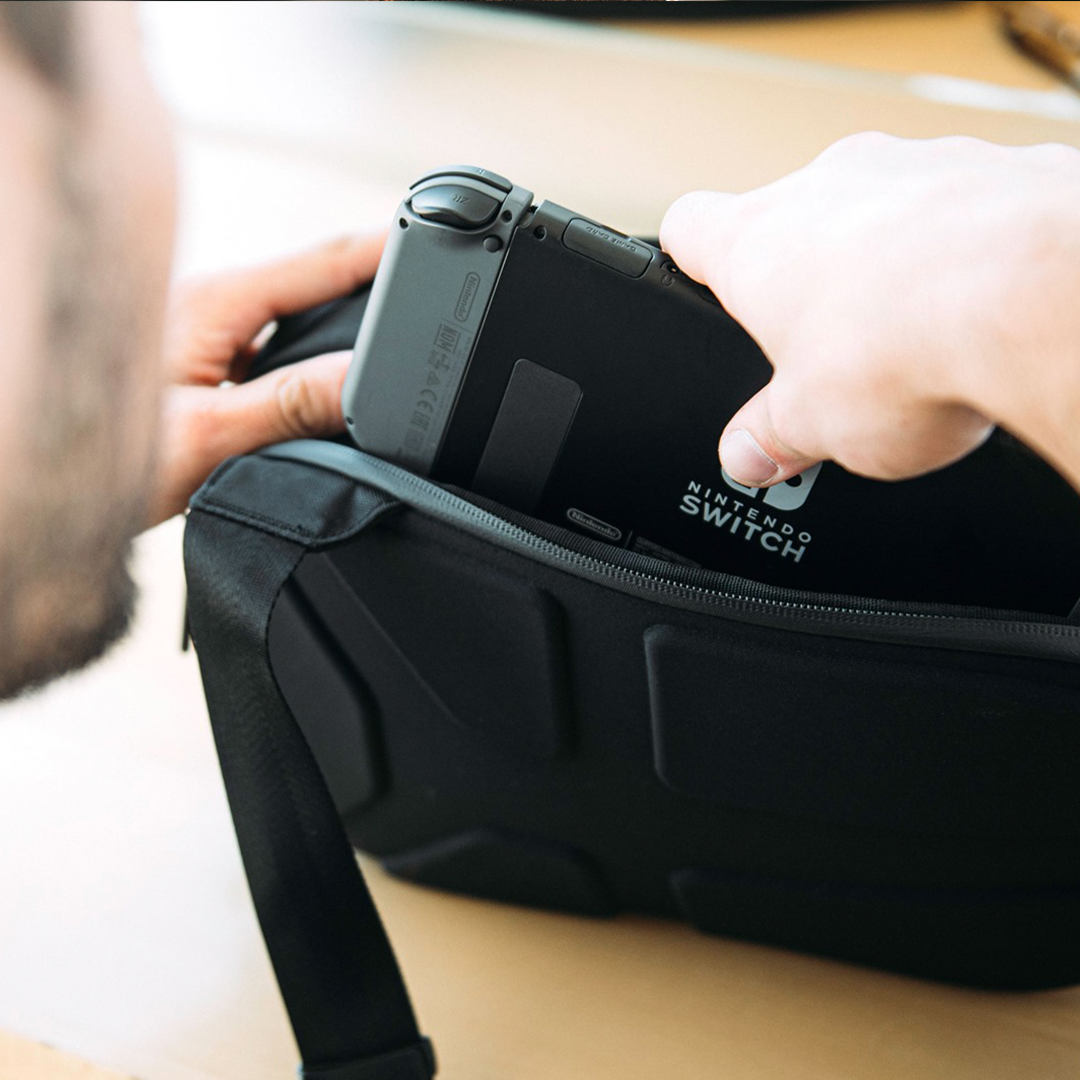 NOMATIC Navigator Series - 1L Sling - Storming Gravity