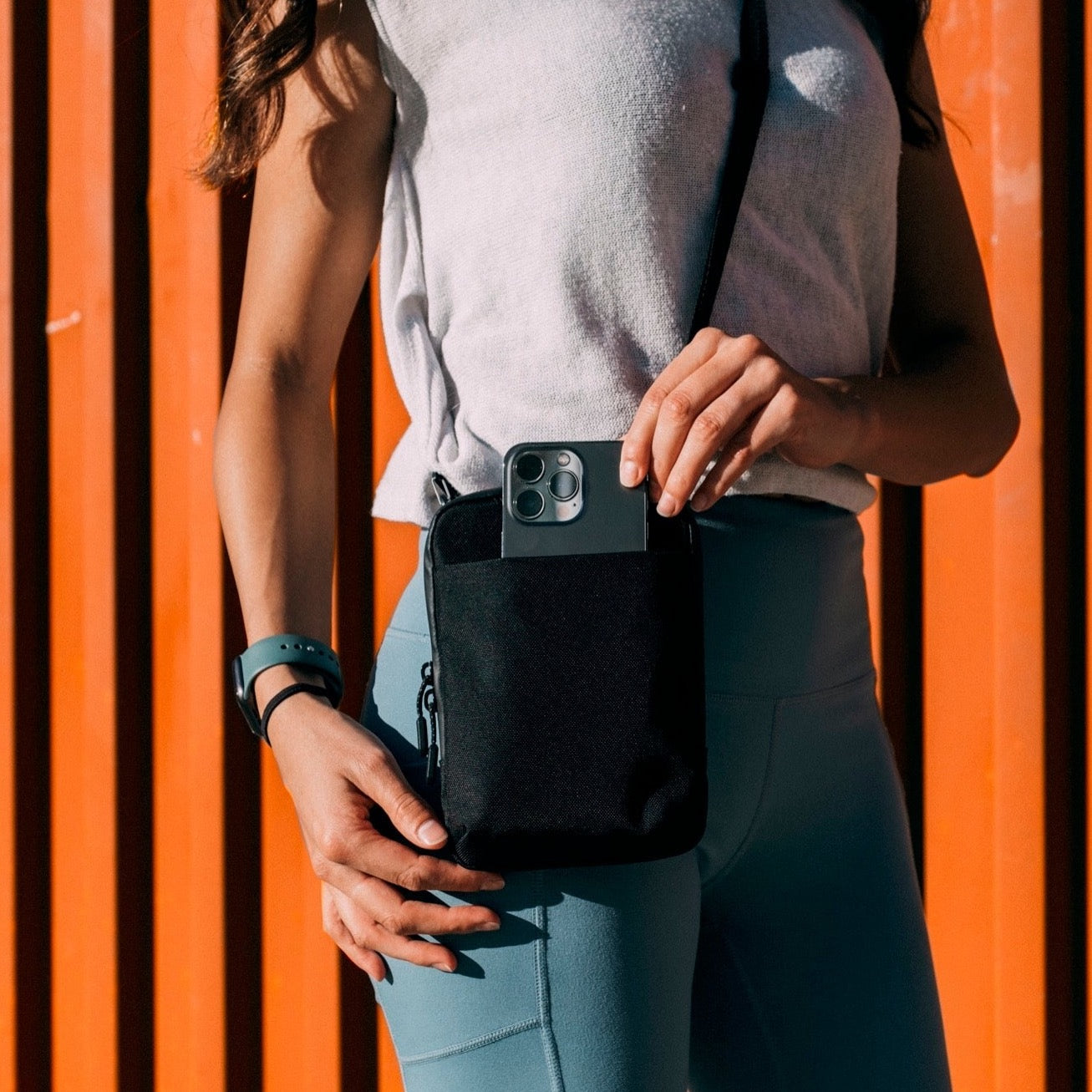 Nomatic Access Pouch - Storming Gravity