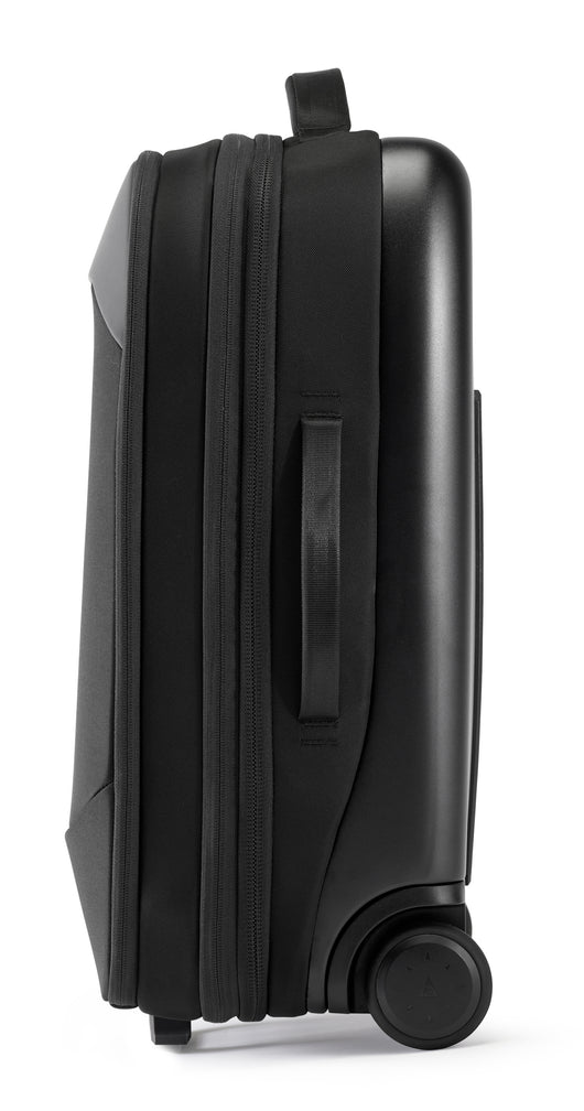 Nomatic Navigator Carry-On 37L - Storming Gravity